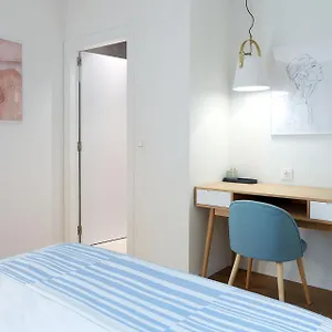 https://hondarribia-suites.sansebastianhotels.net